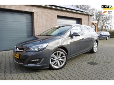 Opel Astra Sports Tourer 1.4 Turbo Cosmo ECC NAVI TREKHAAK