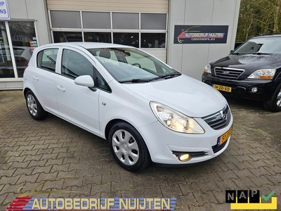 Opel Corsa 1.2-16V Enjoy 5-DEURS..AIRCO