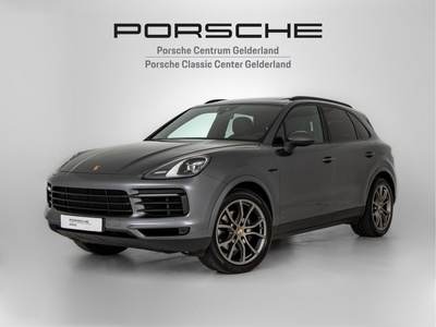 Porsche Cayenne E-Hybrid (bj 2022, automaat)