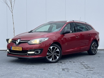 Renault Mégane Estate 1.2 TCe Bose Pano Trekhaak Nwe