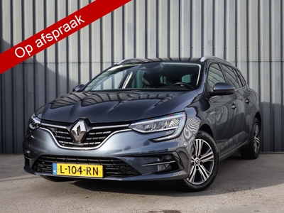 RENAULT MEGANE Estate 1.3 TCe Intens (141PK) 1e-Eig, Keurig-Onderh, 12-Mnd-BOVAG, Navigatie/Apple-Carplay/Android-Auto, DAB, Parkeersensoren-V+A, Spiegel-Pakket, LM.-Velgen, Airco/Climate-Control, Keyless-Entry/Start, Cruise-Control, Lane-Assist, Privacy-Glas, NL-Auto