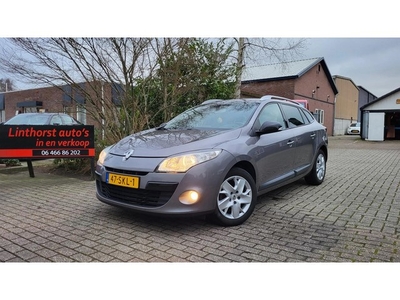 Renault Mégane Estate 1.5 dCi Parisienne AIRCO-NAVI-BJ 2011