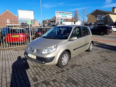 Renault Scénic 1.6-16V Dynamique Comfort