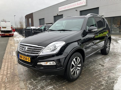 SsangYong Rexton RX 200 e-XDI Quartz AUTOMAAT , GRIJS KENT.