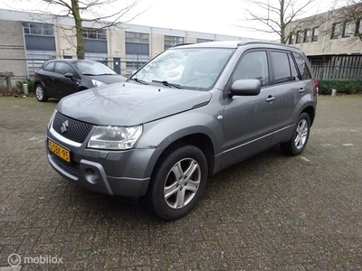 Suzuki Grand Vitara 2.0-16V High Executive Leder - trekhaak - schuifdak - apk 8-24