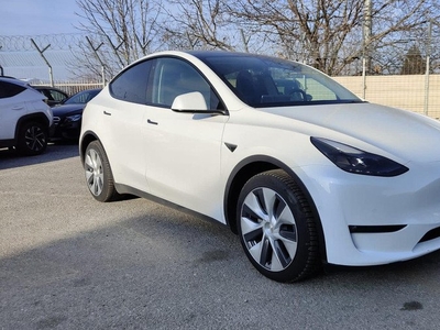 Tesla Model Y Long Range Dual Motor 75 kWh Komt binnen | Warmtepomp | Camera | Autopilot | BTW Auto