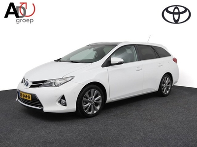 Toyota Auris Touring Sports 1.8 Hybrid Executive