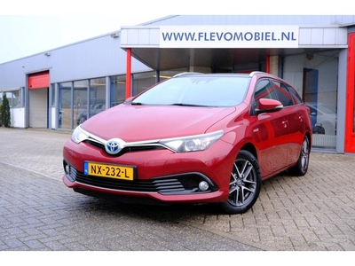 Toyota Auris Touring Sports 1.8 Hybrid Volcano Edition Aut.