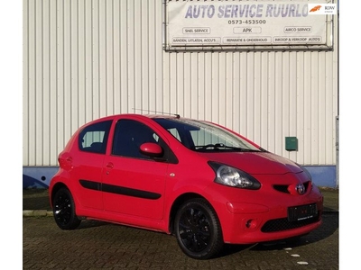 Toyota Aygo 1.0-12V + 5-Drs Airco