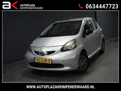 Toyota Aygo 1.0-12V XR Nieuwe APK 117000km