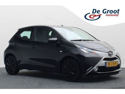 Toyota Aygo 1.0 VVT-i x-nav 5-deurs Airco, Navigatie