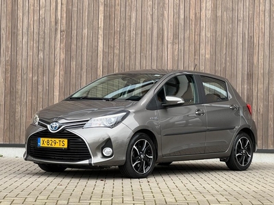 Toyota Yaris 1.5 HybridLederNaviCamera