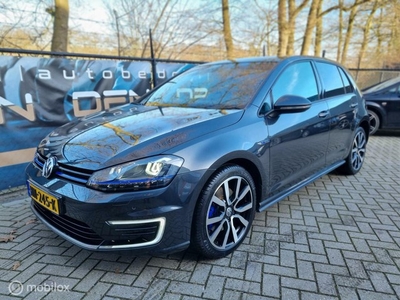 Volkswagen Golf 1.4 TSI GTE LED NAVI CAMERA CARPLAY