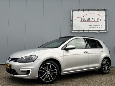 Volkswagen Golf 1.4 TSI GTE Schuifdak/LED/Apple Carplay.