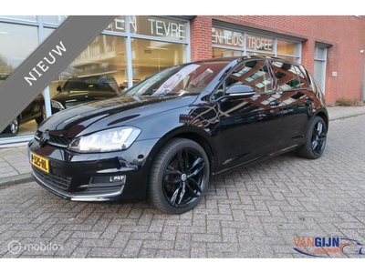 Volkswagen Golf 1.4 TSI Highline R Line