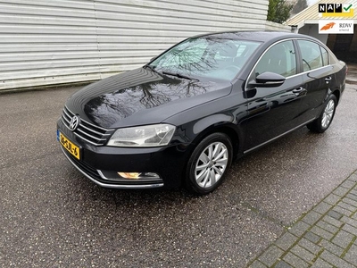 Volkswagen Passat 1.4 TSI Comfortline BlueMotion NAVI PDC