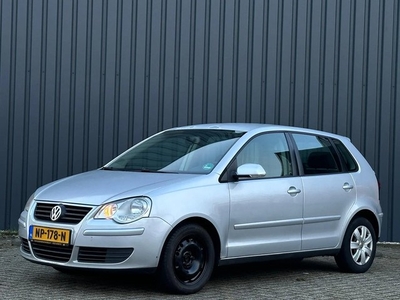 Volkswagen Polo 1.2-12V Turijn Nap Airco