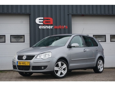 Volkswagen Polo 1.4-16V Comfortline AIRCO CRUISE NL