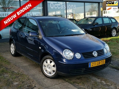 Volkswagen Polo 1.4-16V Highline