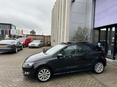 Volkswagen Polo 1.4-16V Highline PANO! CLIMA! CRUISE! PDC!