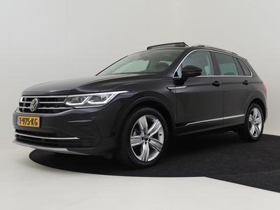 VOLKSWAGEN TIGUAN 1.5 TSI 150pk Elegance | 100%dealeronderhouden | Adaptief cruise control | Navigatie | Panorama dak | Trekhaak | Matrix koplampen | Dab radio | Keyless | Stuur + stoelverwarming | Fabrieksgarantie 2027 | Park assist | Camera achter | App connect | 19