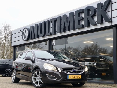 Volvo V60 1.6 T3 Summum, Leder, Trekhaak, Navigatie