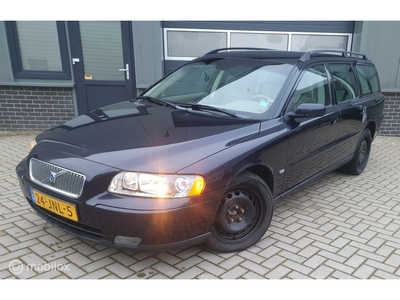 Volvo V70 2.4 D5 AWD/AIRCO/ TREKHAAK/ APK