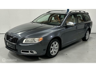 Volvo V70 2.5T Momentum AUTOMAAT / YOUNGTIMER