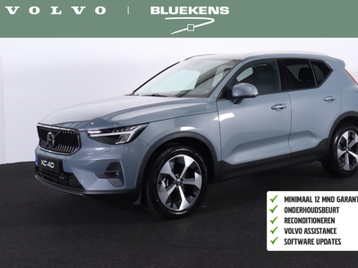 VOLVO XC40 B3 Core - IntelliSafe Assist - Parkeercamera achter - Lederen bekleding - Verwarmde voorstoelen & stuur - Draadloze tel. lader - Parkeersensoren voor & achter - Elektr. bedienb. voorstoelen met links geheugen - Extra getint glas - 19' LMV