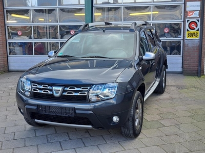 Dacia Duster 1.6 Lauréate 2wd (bj 2015)