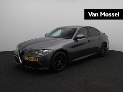 Alfa Romeo Giulia 2.0T Aut. Super | Veloce Pack | Sportstoelen | Orig. NL | Fabr.garantie t/m 09-2025 | Stoel + Stuurwielverwarming | Apple CarPlay |