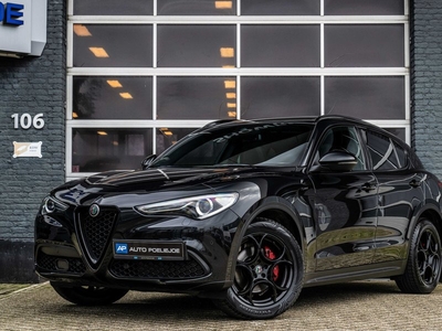 Alfa Romeo Stelvio 2.0 T AWD, ACC, Pano, Keyless, Led, Memory, Navi, Black Optiek, Leder, Comfort/Hulppakket, Camera, Sprint, 19