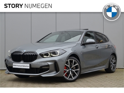 BMW 1-SERIE 118i High Executive M Sport Automaat / Panoramadak / Sportstoelen / Adaptieve LED / M Sportonderstel / Parking Assistant / Live Cockpit Professional