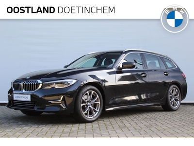 BMW 3-SERIE Touring 320i High Executive Luxury Line Automaat / Laserlight / Parking Assistant Plus / Live Cockpit Professional / Stoelverwarming / Leder