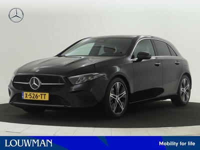 MERCEDES A-KLASSE 180 Luxury Line | Parkeerpakket met achteruitrijcamera | KEYLESS GO | Sfeerverlichting | Extra USB-poorten | Verwarmde stoelen vooraan | Smartphone-integratie | High-performance led-koplampen |