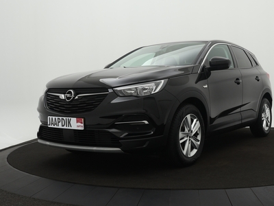 OPEL GRANDLAND X BWJ 2018 1.2 131 PK Turbo Business Executive AUTOMAAT / KEYLESS / DAB+ / DODEHOEK DETECTIE / NAVI / CLIMA / CRUISE/ / LMV / ELEKTR. KOFFER