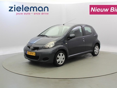 TOYOTA AYGO 1.0 12V 5 deurs Comfort Nieuwe APK