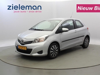 TOYOTA YARIS 1.3 VVT-i Aspiration Automaat - Camera, Cruise