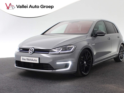 VOLKSWAGEN GOLF e-Golf 136PK Automaat | Dynaudio sound | Verwarmbare voorruit | Privacy glas | Stoelverwarming | 18 inch