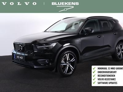 VOLVO XC40 T5 Recharge R-Design - IntelliSafe Assist & Surround - Harman/Kardon Audio - Adaptieve LED koplampen - Parkeercamera achter - Verwarmde voorstoelen & stuur - Parkeersensoren voor & achter - Elektr. bedienb. voorstoelen met links geheugen - Draadloze te...