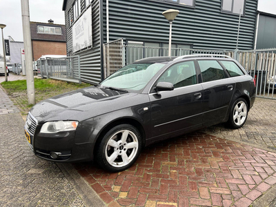 Audi A4 Avant 2.7 TDI Pro Line Airco/Navi/Leer