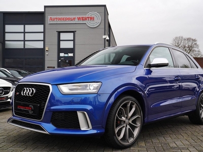 Audi Q3 2.5 TFSI RS Q3 Quattro | ABT Edition | RS-zetels | Panorama | Bose Sound System | 4 nieuwe banden | Carbon inleg | NAP |