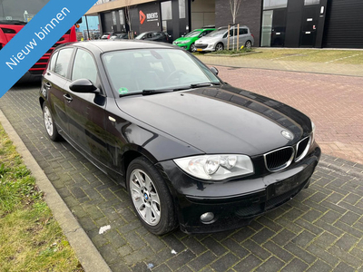 BMW 1-serie 116i High Executive Lees tekst!!