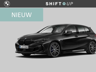 BMW 1-serie M135i xDrive Panoramadak | Head Up | Harman Kardon | Comfort Access