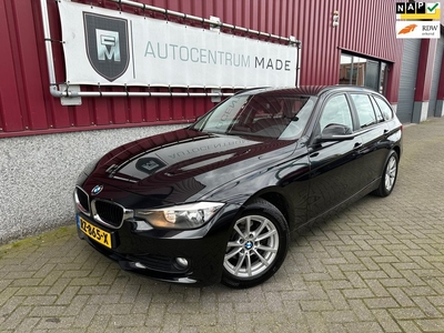 BMW 3-serie Touring 318d High Executive // Leer // Clima // Navi // PDC