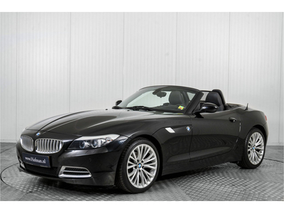 BMW Z4 Roadster sDrive23i Introduction .