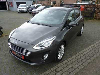 Ford Fiesta 1.0 EcoBoost TITANIUM *** PANORAMADAK-NAVIGATIE-CAMERA-SP.WIELEN-AIRCO,etc,etc. *** PERFORMANCE UITVOERING