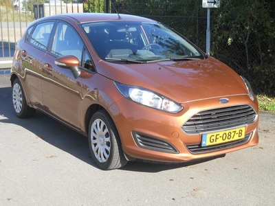 Ford Fiesta 1.25 navi handsfree camera trekh.