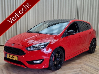 Ford Focus 1.5 Red Edition 150 PK ST-Line *Stoel+Stuurverwarming* Cruise Control / Navigatie / PDC V&A / 18'' LMV / Dealer Onderhouden