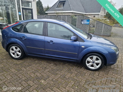 Ford Focus 1.6-16V First Edition